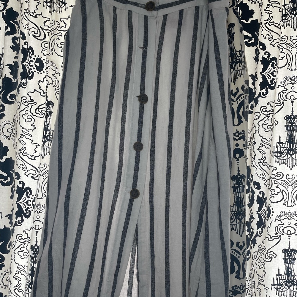 Gray and white skirt| Sanctuary| S:Medium